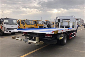 嘉峪关汽车救援补胎