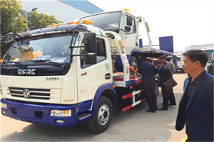 嘉峪关汽车道路救援拖车价格